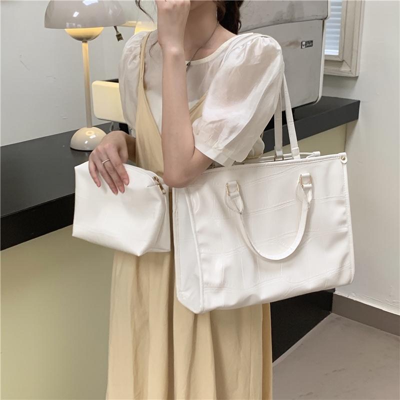 IELGY high-end crocodile pattern large-capacity handbag fashion all-match