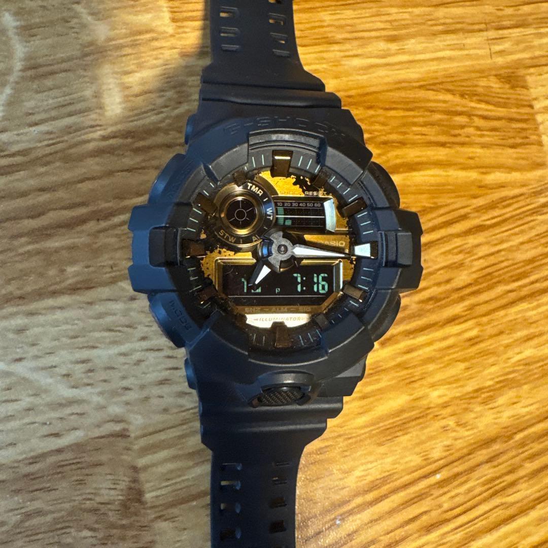 CASIO G-SHOCK black gold