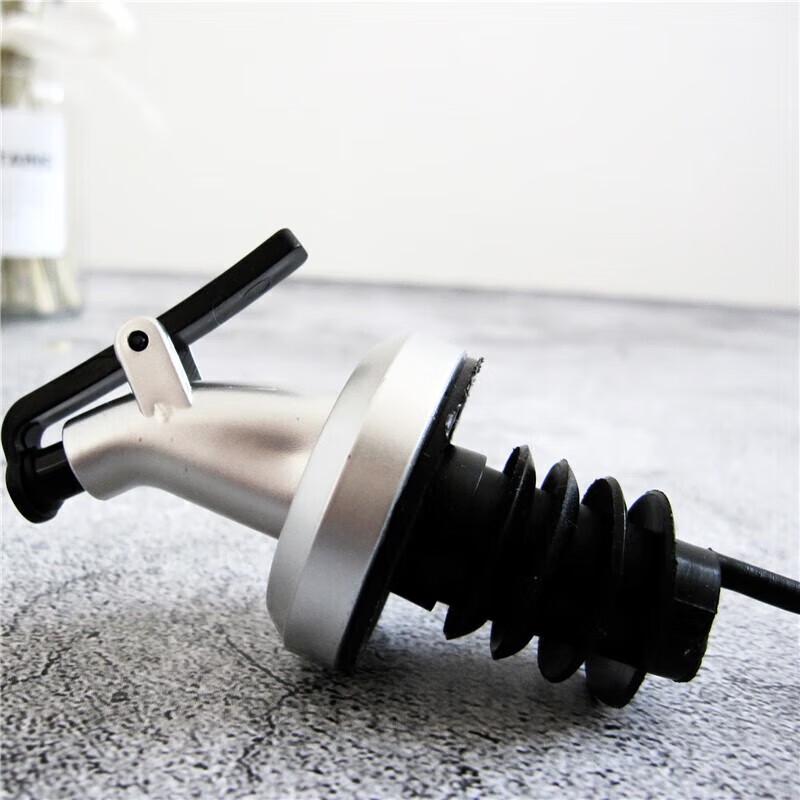 Tabletop Glass Seasoning Dispenser Set