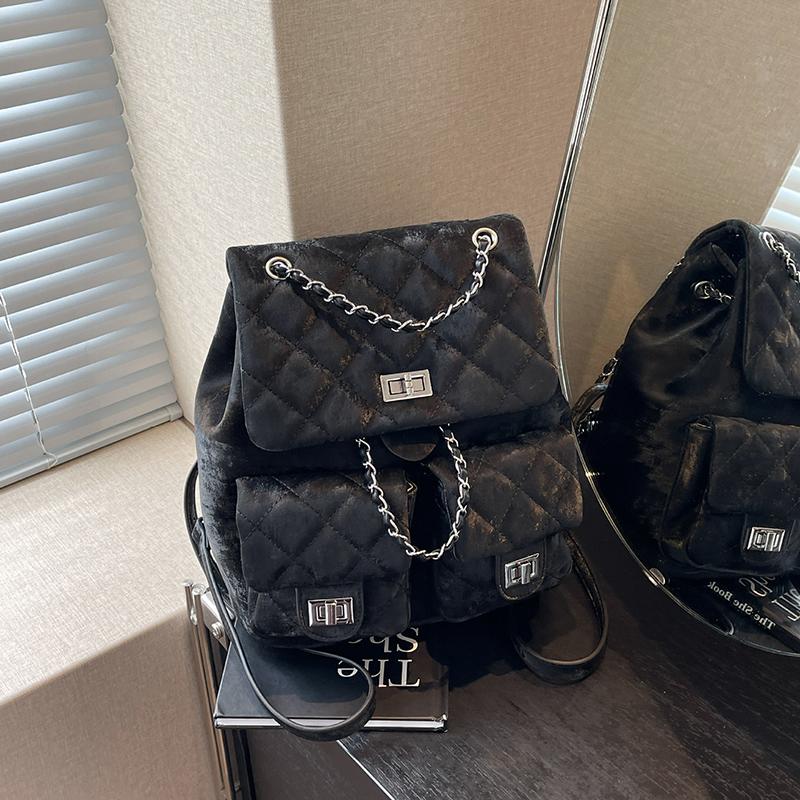 2025 Female Student Commuter Backpack Small Fresh Wind Bag Korean Mini Chain Lightweight Female Backpack