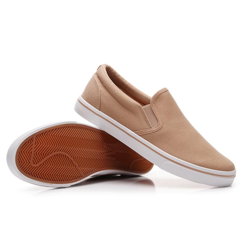 Neue Canvas-Schuhe für Herren Fahrschuhe Slipper Loafer Herren Designer Sneaker Flats Vulkanisierte Schuhe für Herren Zapatillas Hombre