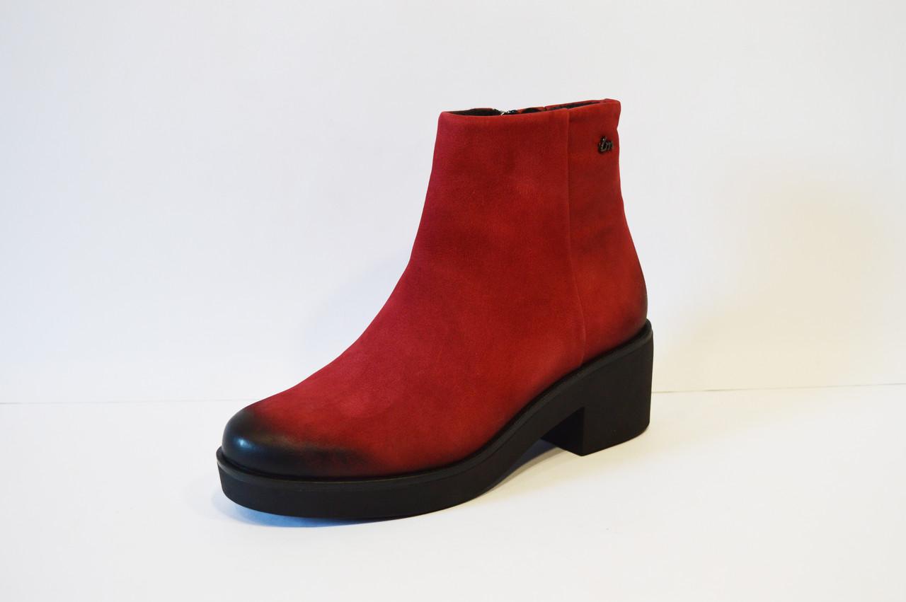 

Черевики Laura Messi 1600 37 Червоні нубуки 37 червоний