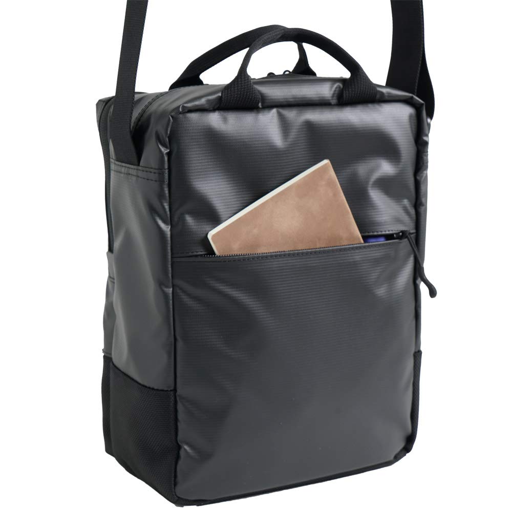 Manhattan Passage 3365BK Vertical B5 Shoulder Bag, Plus 2.1 (Black) Unisex