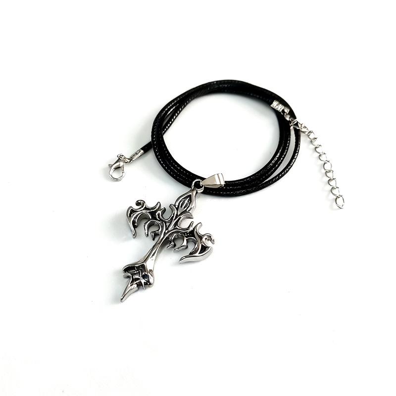 Flammenkreuz-Anhänger Halskette für Männer – Retro Hip-Hop Stil