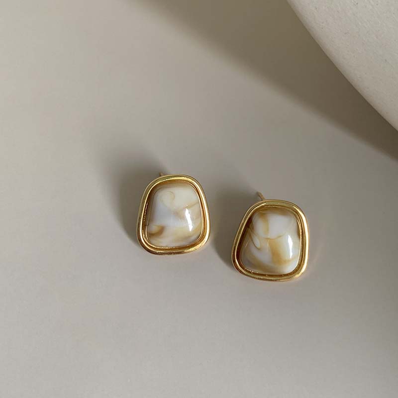 Vintage Coffee Color Square Resin Stud Earrings For Women Girls Fashion Metal Irregular Geometric Earrings Zircon 2023 Trendy