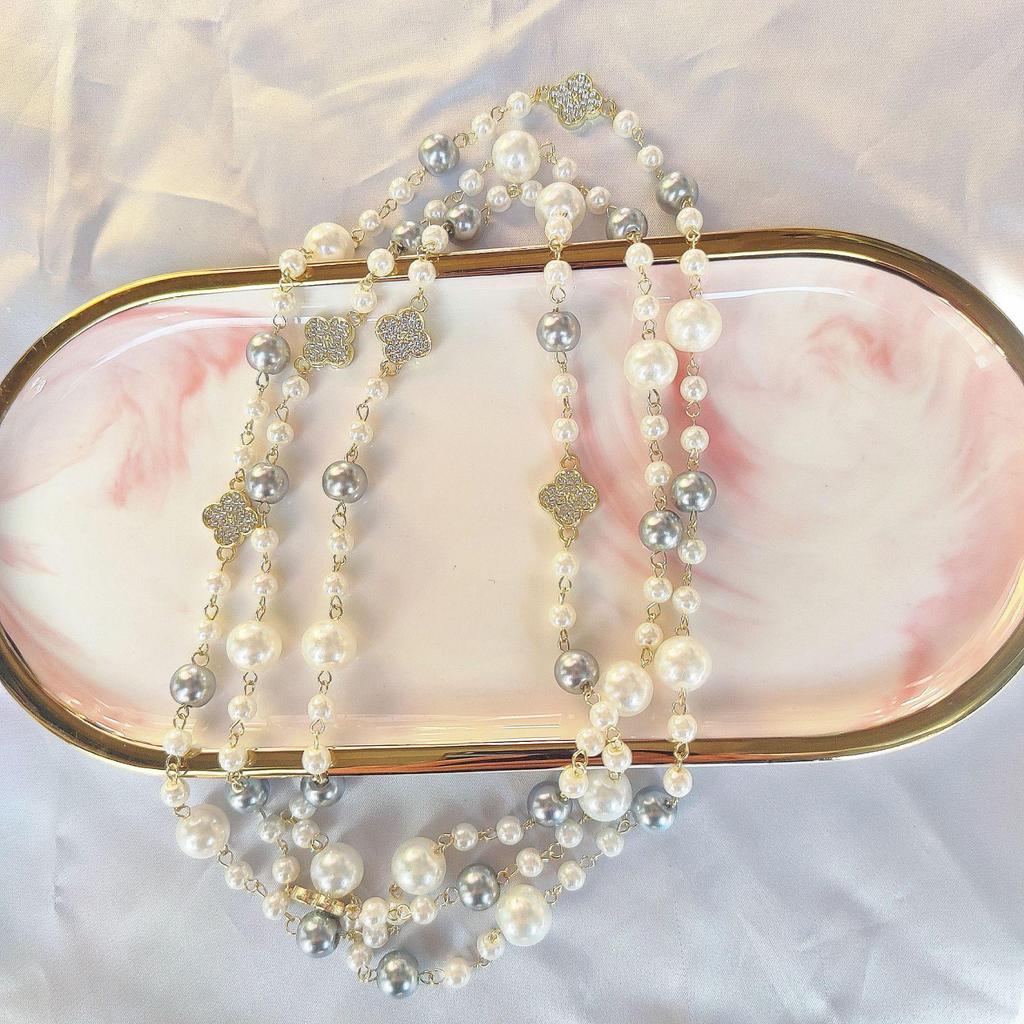 "2024 Light Luxury Pearl Necklace: Elegant Long Sweater Chain for Women, Perfect for Autumn & Winter"
