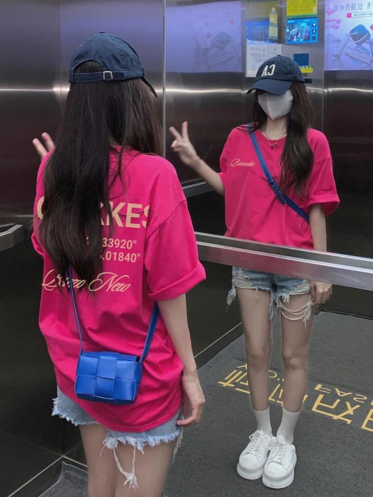 Women's Plus Size Retro Dragon Fruit Color T-Shirt - Short Sleeve, Straight Shoulder, Dopamine-Inspired Summer Outfit