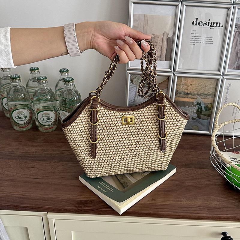 2026 Summer Fashion Woven Straw Handbag - Versatile and Trendy Crossbody Shoulder Bag for Going Out