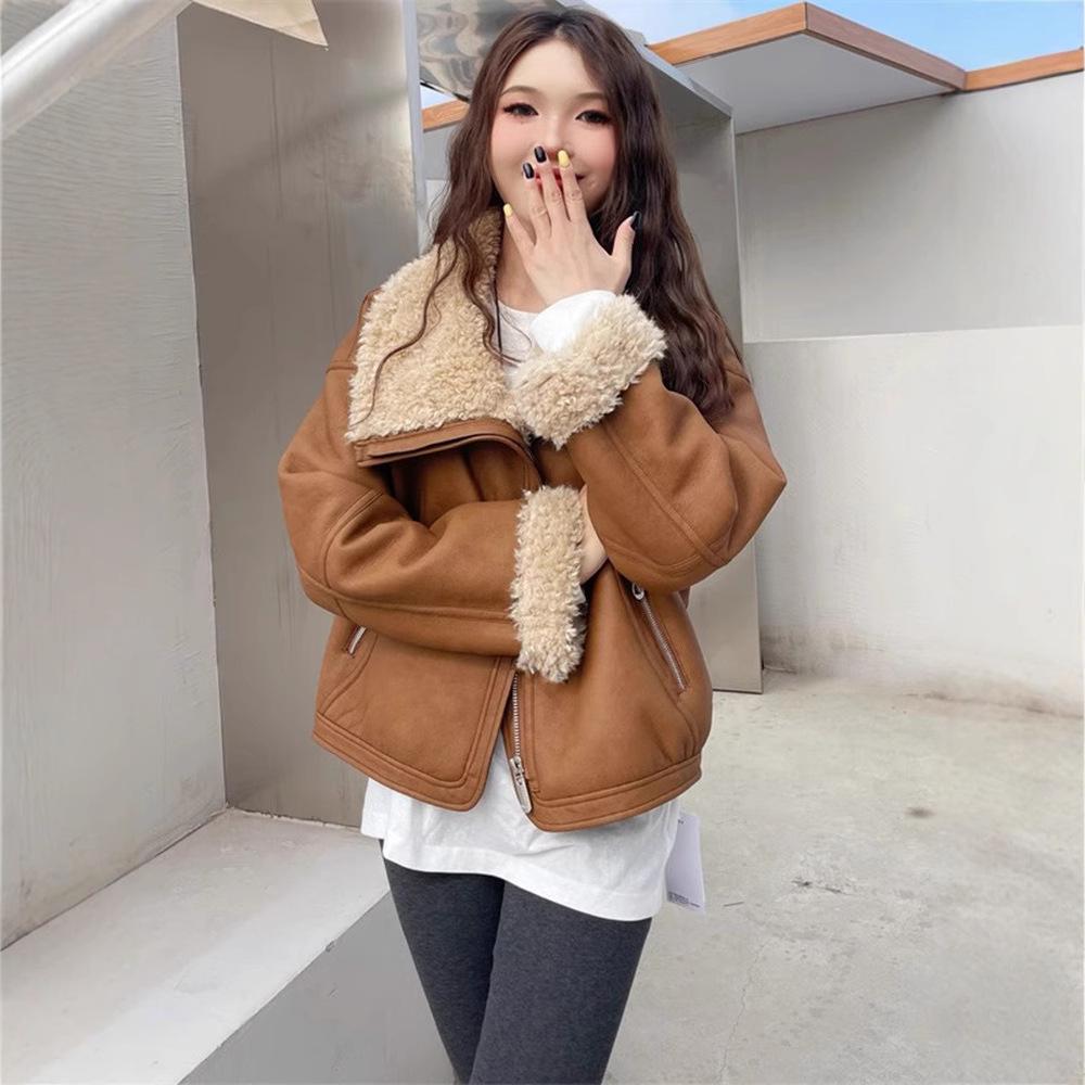 Women's 2024 Winter Korean Lapel Lambswool Fleece Short Leather Coat