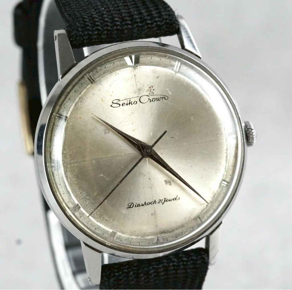 [USED] Working Seiko Crown Wristwatch, 21 jewels, Silver, 1960s, J15003E