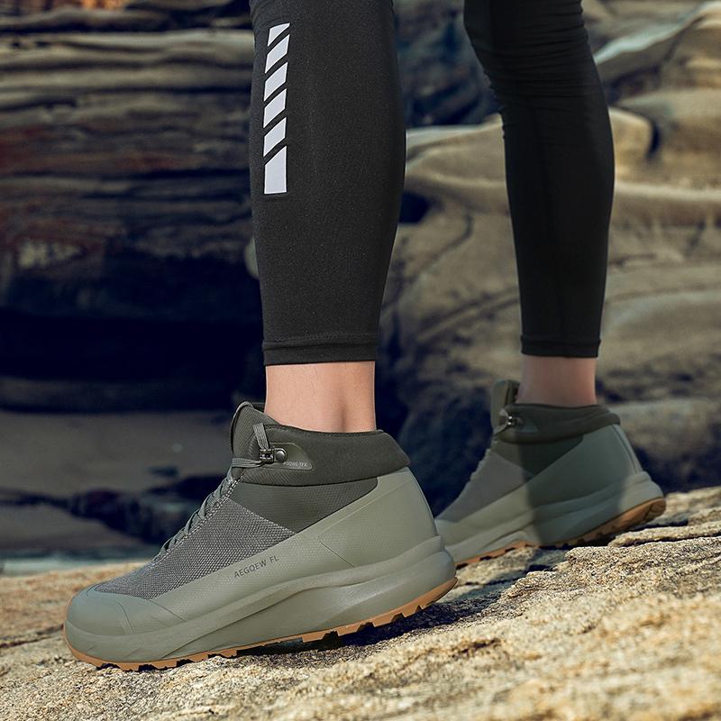 Fashion 2025 New Arrival Male Basic Boots Breathable Mens Outdoor Sneakers Leather Men's Hiking Boots Stylish Men Casual Low Top Shoes