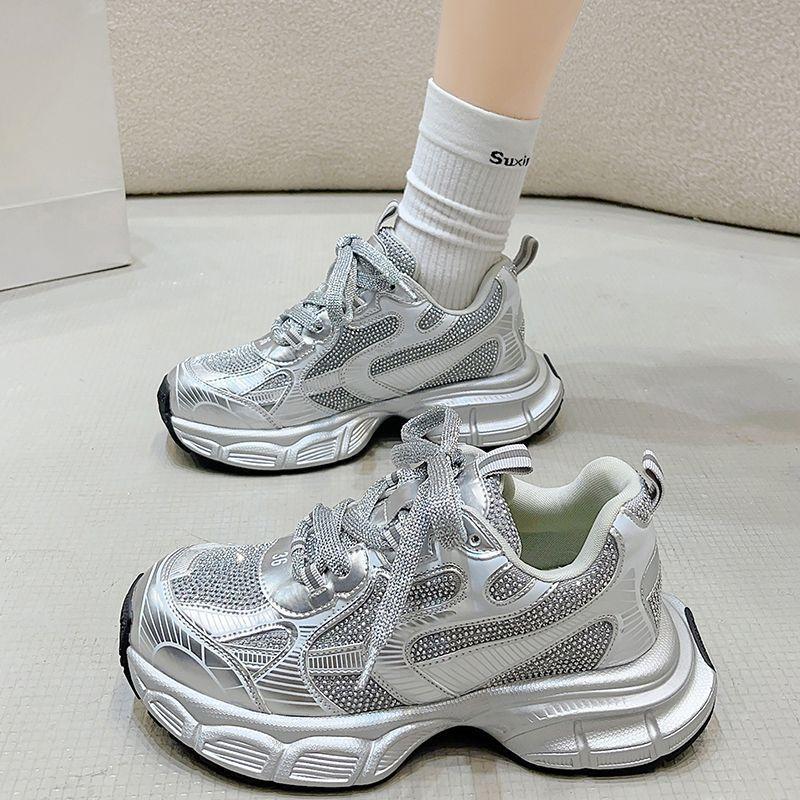 

Девочки спортивная обувь весна и осень новая детская повседневная обувь папины кроссовки универсальные девочки блестящие стразы детская обувь на одинарной подошве 31 The inner length of the shoe is about 19.6cm серебряный