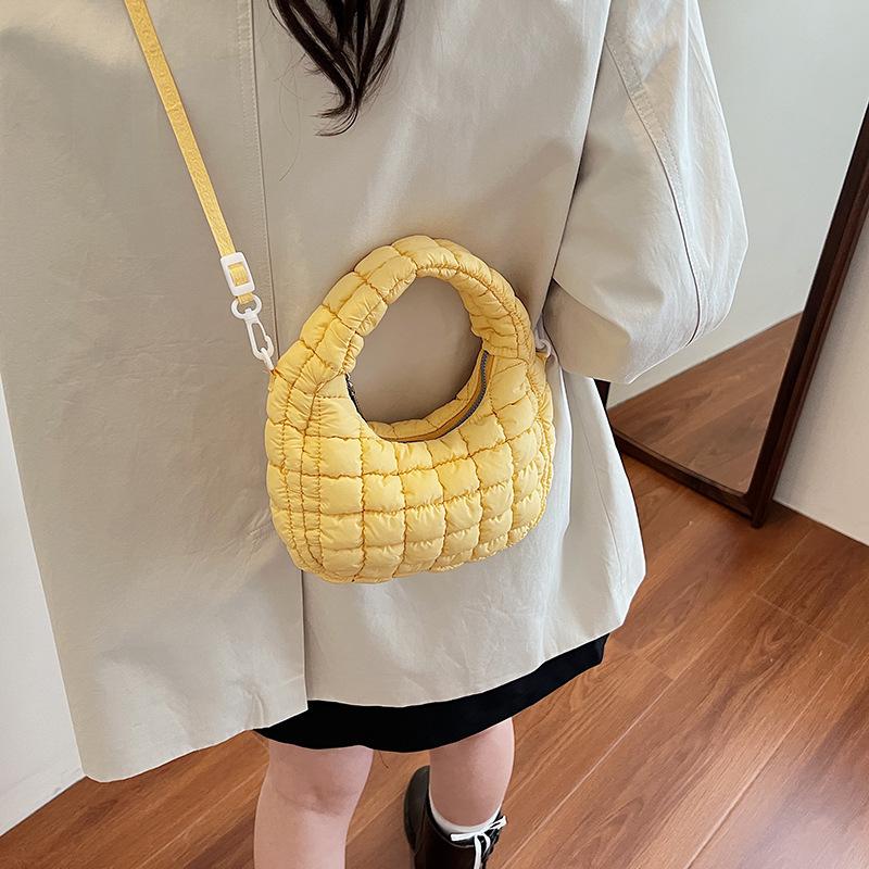 Fashion Cotton Clothes, Armpit Bag, New Padded Portable Shoulder Oblique Span Bag, Large-capacity Women's Bag Tide