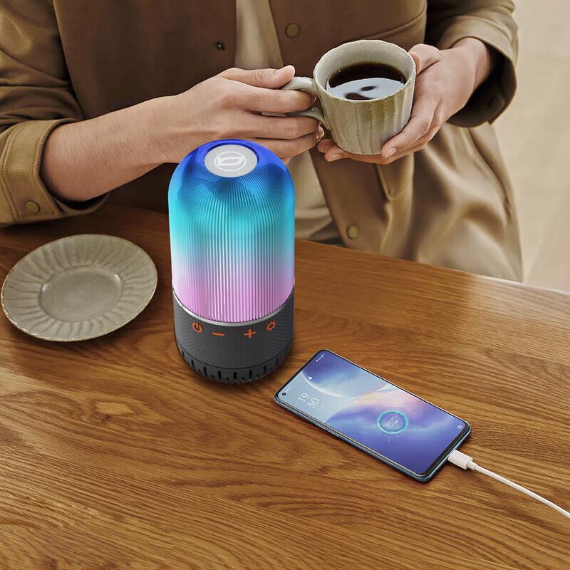 Johann Bach Q8 Bluetooth Speaker