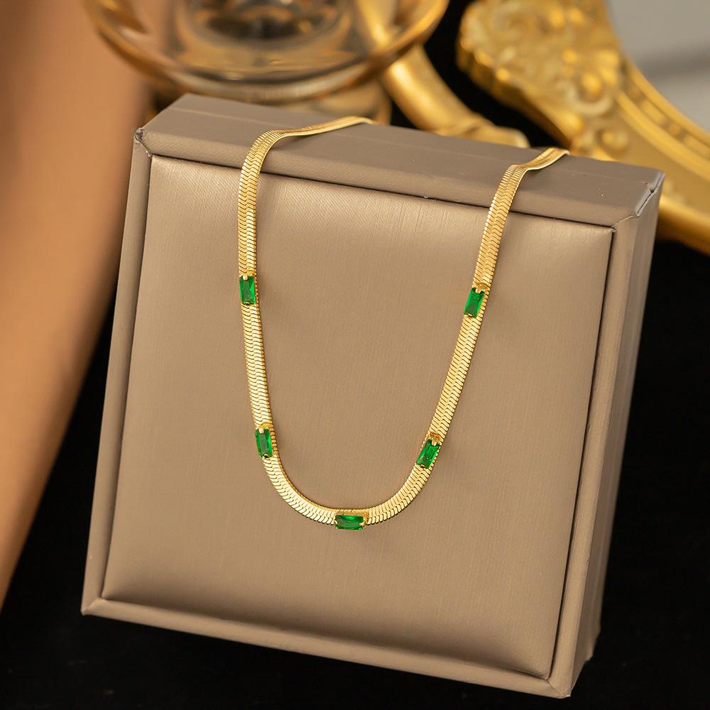 Stainless Steel Necklace with Green Zircon Pendant, Light Luxury Fashion Clavicle Chain