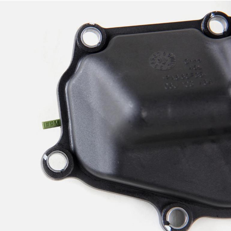 Volkswagen CC Jetta Tiguan Golf 2.0 T Oil & Gas Separator - 06H 103 517 E