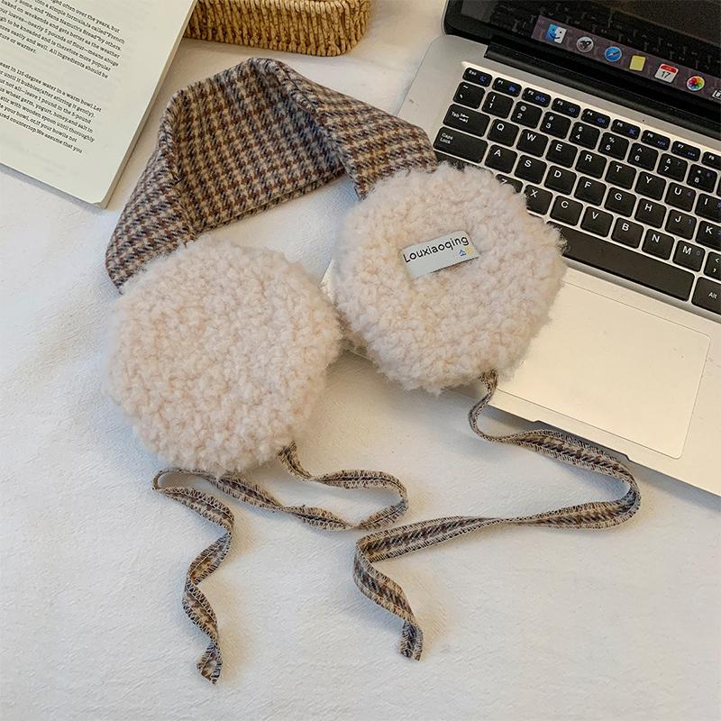 Fashion Cute Rolled Plush Earmuffs For Women New Winter Style For Outdoor Cold Protection Thickened Warm Earmuffs With Straps