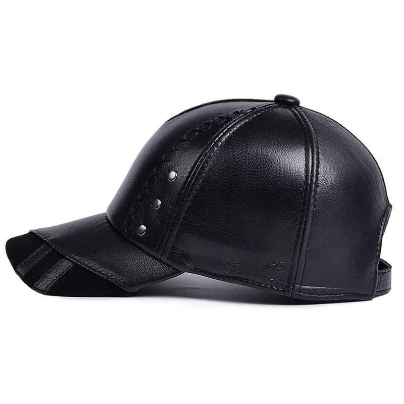 Men's Trendy Sheepskin Leather Baseball Cap: Autumn/Winter Outdoor Casual Duckbill Hat for Middle-Aged & Elderly