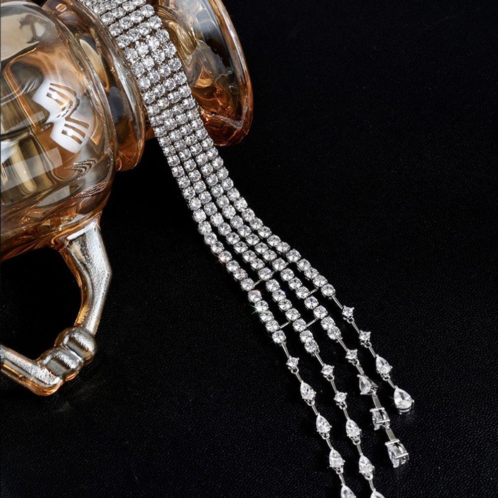 Luxury Long Tassel Rhinestone Crystal Brooch Handmade Jewelry Gifts Drop Dangling Broochs Sparkling Brooch Pins Party Wedding