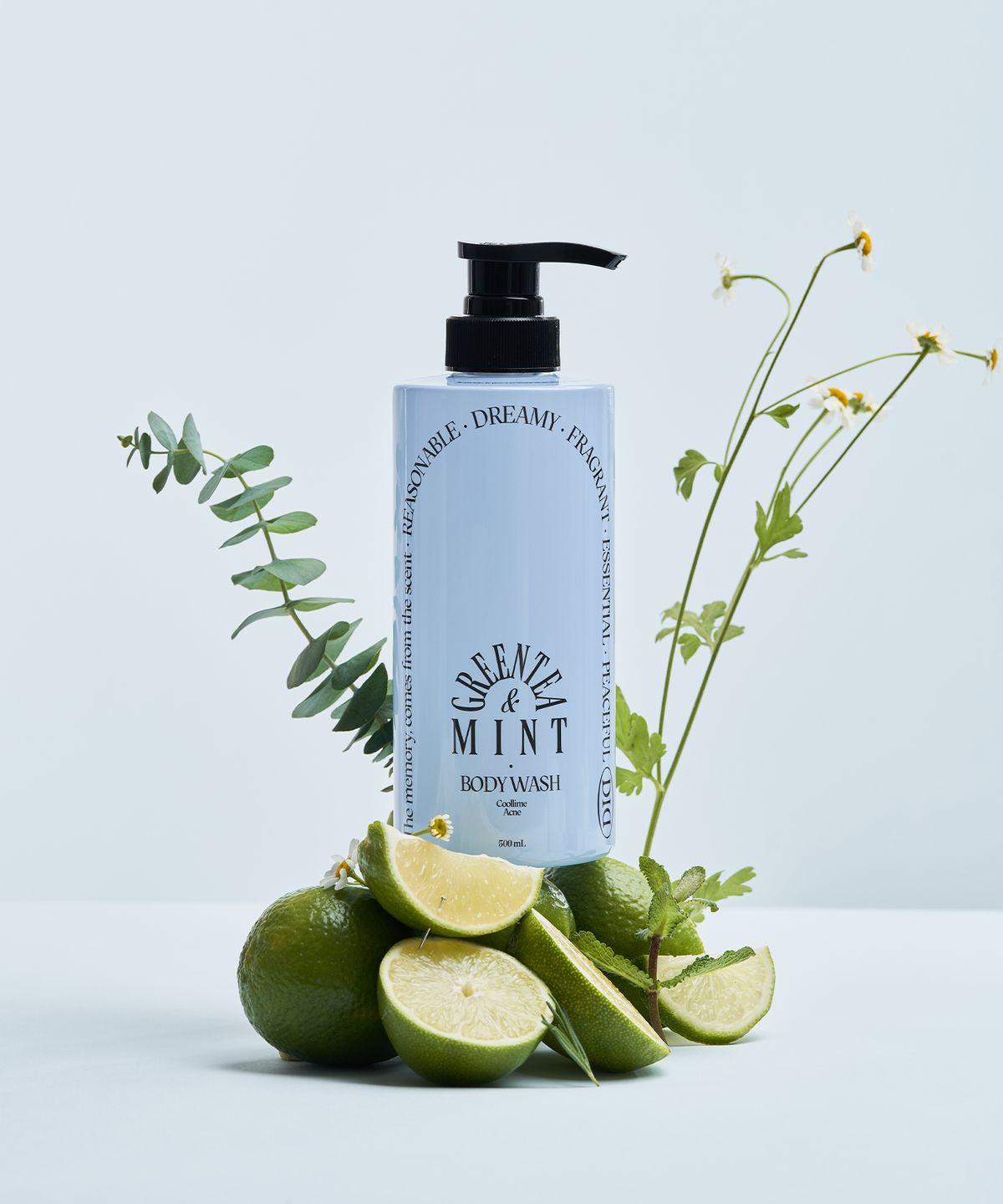Sebum Control Cool Lime Acne Body Wash Green Tea Mint 500ml