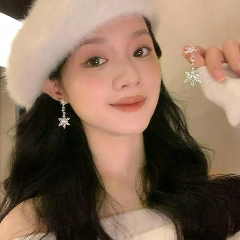 Sparking Double Snowflake Earrings for Women Shiny Crystal Imitation Pearl Exquisite Earring Christmas New Year Party Jewelry