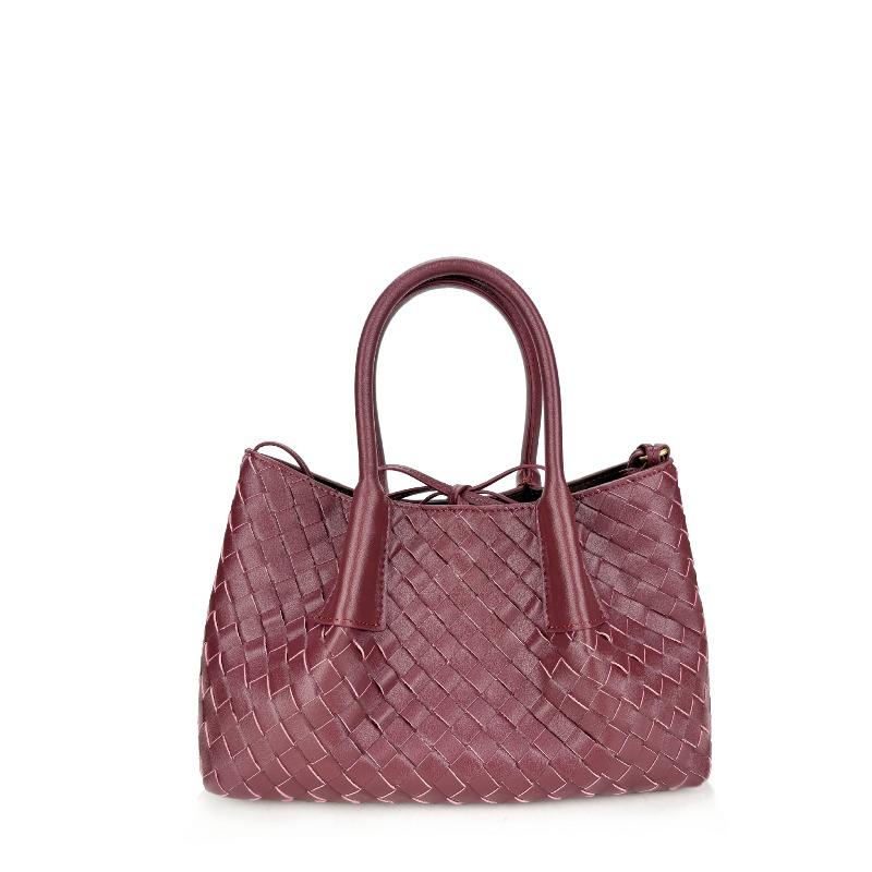 Spring and summer new woven portable shoulder portable tote bag large bag mommy bag travel bag women's bag tide