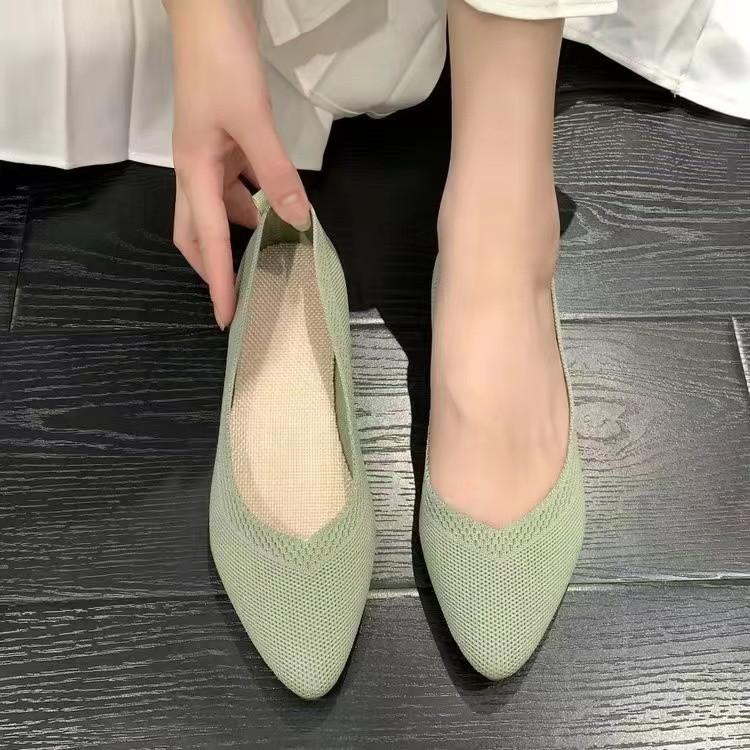 2025 spring and summer new fashionable breathable flat-soled Doudou shoes shallow mouth one pedal lazy shoes flying woven pointed single shoes