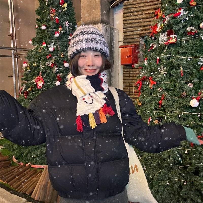 The Atmosphere Is Full! Hand Embroidered Snowman Knitted Scarf for Women's Christmas New Warm and Thickened Student Scarf Tassel