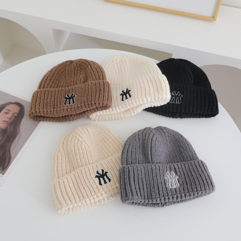 New Autumn and Winter Products Warm Thickened Cold Hat Small Face Protection Ear Protection and Warmth