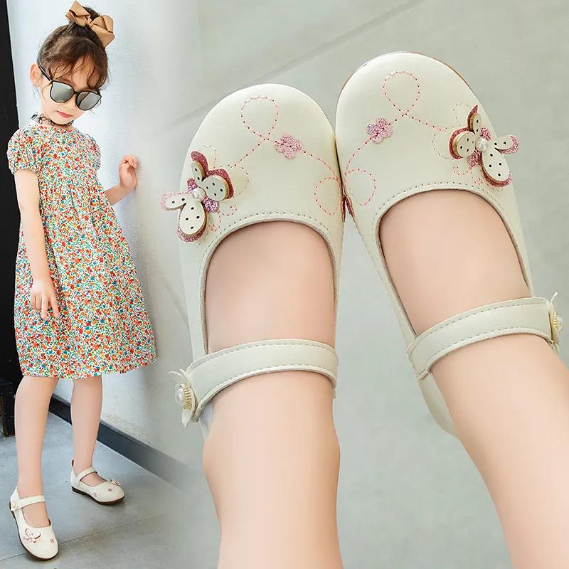 Mädchen Prinzessin Schuhe mit weicher Sohle und Perlen- und Schmetterlings-Dekoration, atmungsaktive Einzelschuhe, rutschfeste, einfarbige Mädchen Prinzessin Schuhe