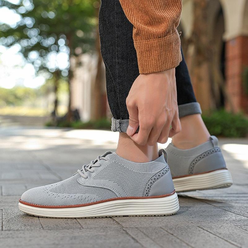 Outdoors Men's Running Shoes Lightweight Mens Casual Shoes Mesh  Plus Size Walking Shoes Fashion Comfortable Men Sneakers Summer