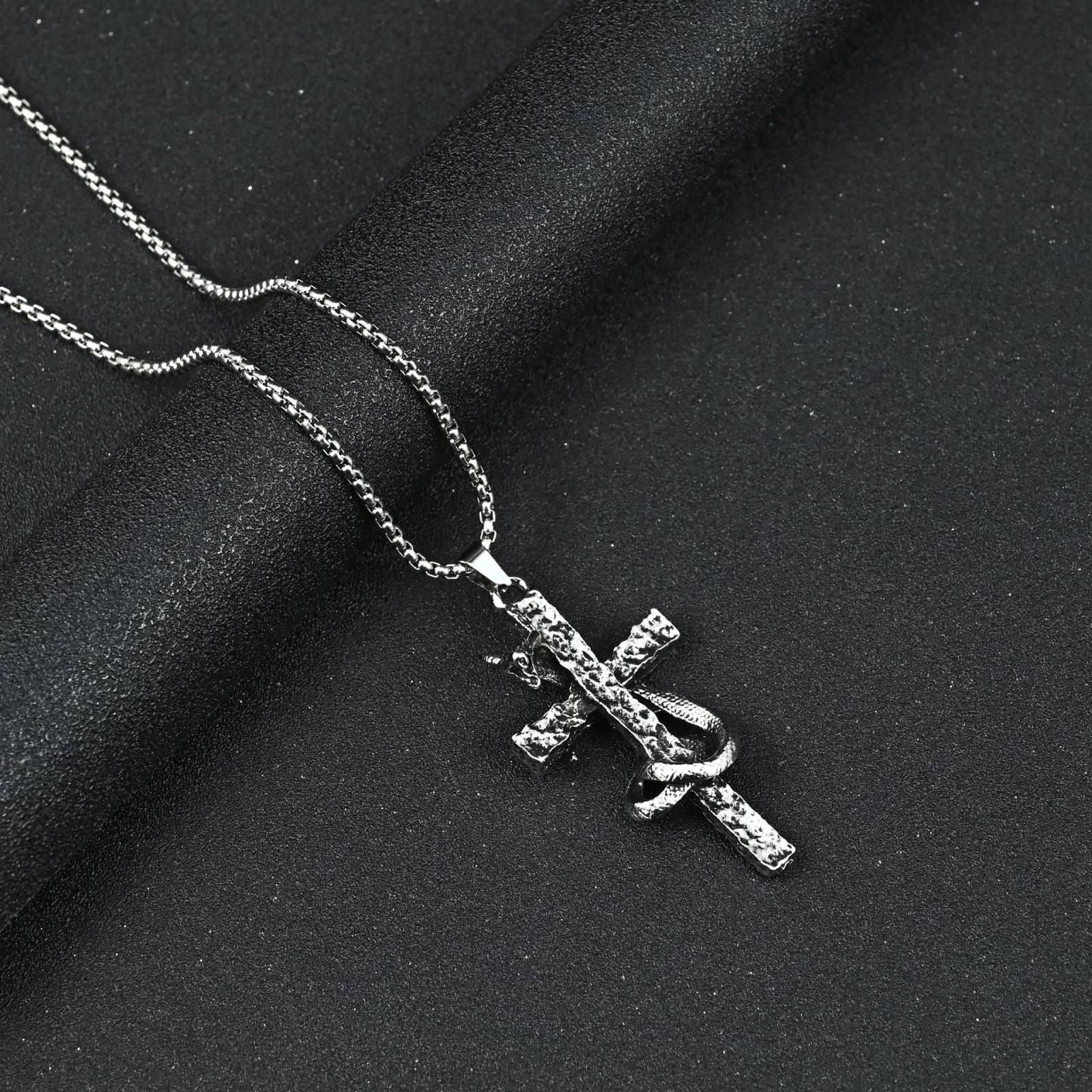 Gothic Snake Cross Pendant Pendant Necklace for Women Men Punk Hip Hop Stainless Steel Jewelry Accessories Gift
