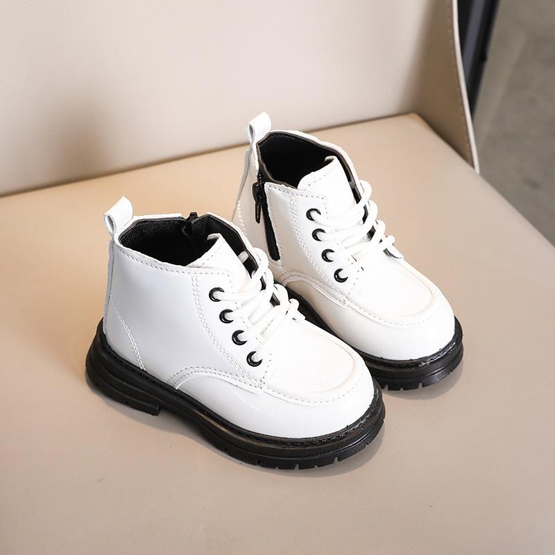 2025 Herbst und Winter Jungen- und Mädchenstiefel Kinder Einzelstiefel Mode Martin-Stiefel Koreanische Version Baby Leder Einzelstiefel Kinder