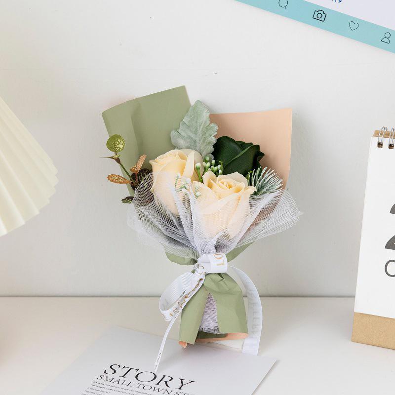 Mothers Day Gift Artificial Flower Hand Holding Soap Flower 3 Heads Artificial Rose Bouquet