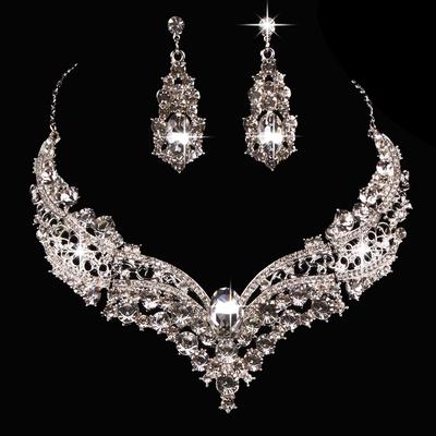 3Pcs Set Bridal Necklace Alloy Inlaid with Rhinestones Large Crystal Necklace Earrings Decor Wedding Dress Accessories Jewelry