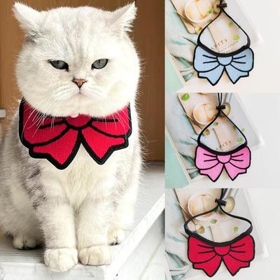Anime Cartoon Stil Katze Fliege Niedliches Haustier Sabberhandtuch Hundeoutfits Halsdeko Katze Lätzchen Gestrickt Kleine Hunde Zubehör Niedlicher Schleifenschal