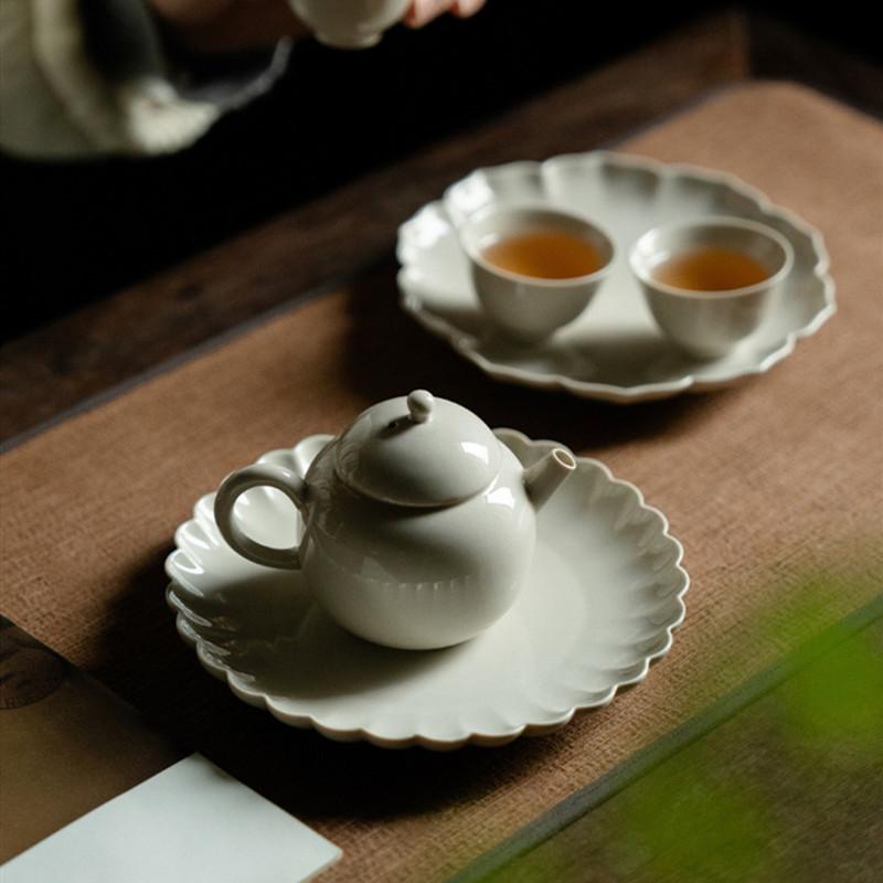 Chinese Retro Handmade Ceramic Teapots Solid Color Porcelain Tea Pot Household Beauty Tea Infuser Kettle Travel Tea Set Teaware