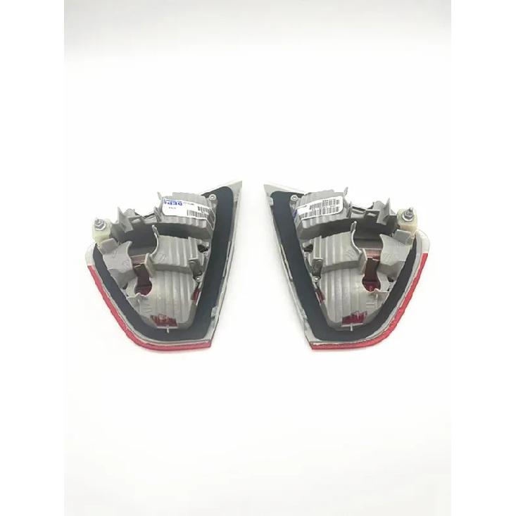 OEM; 63216937459 63216937460 Car Taillight L or R Outside Rear Medial Light Fog Lamp Accessories For BMW E90 320I 325I 3-Series