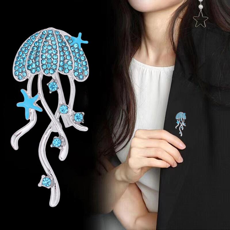 Rhinestone Jellyfish Brooches For Women Unisex Cute Sea Life Pins Office Birthday Party Friend Gifts Trendy Jewelry Accessories