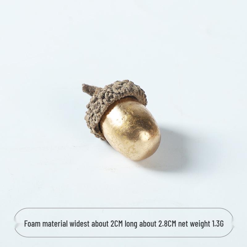 

Золотые желуди и сосновые шишки - Рождественские украшения для елки - Праздничный и фотореквизит