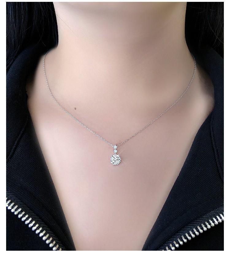 Sterling Silver Simulated Moissanite Snowflake Pendant Necklace for Women - Elegant Fashion Jewelry