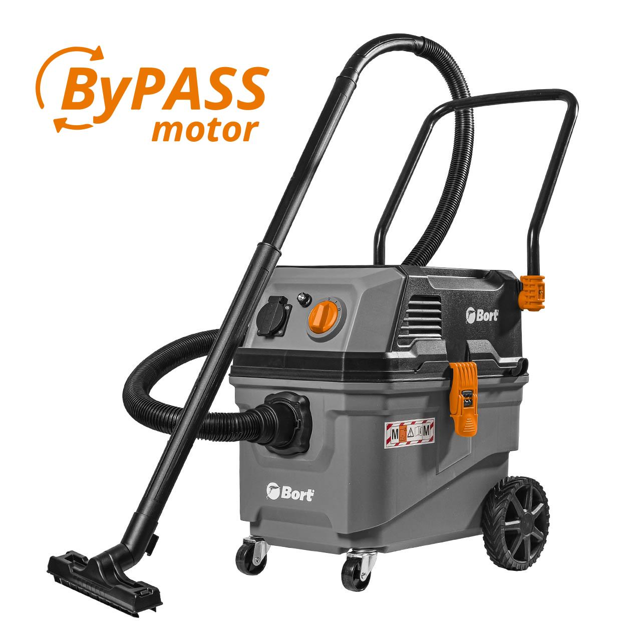 

BORT BAX-700 Wet and Dry Vacuum Cleaner