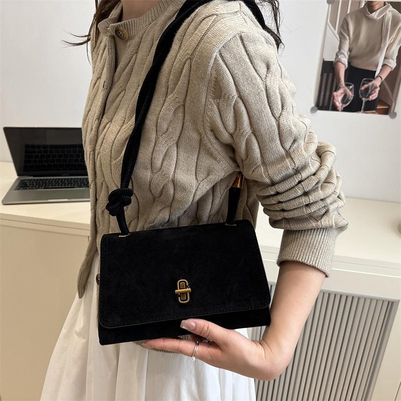 Fashion underarm bag women's autumn new trend oil wax leather shoulder bag niche simple casual women's bag