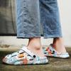 Fashion New Men's Slippers Summer Outdoor Thick Soles Non-slip Beach Shoes Casual Sandals Soft Slippers Gern Clog