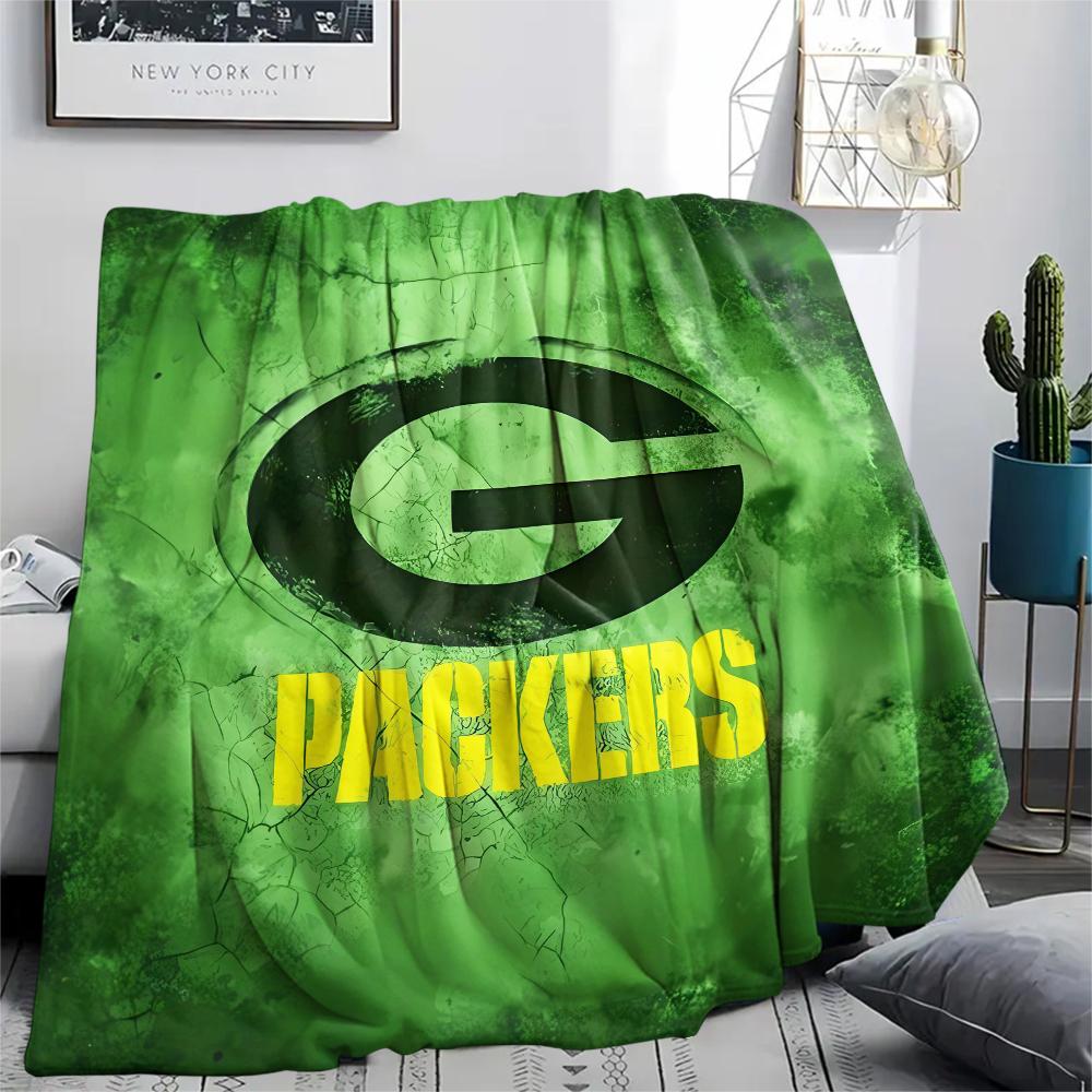 1Pc Green Bay Packers Print Flannel Blanket, High quality Comfortable for All Seasons, Home Decor, Warmth and Comfort, Perfect for Gifts