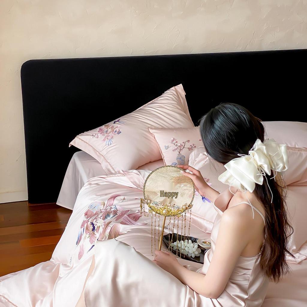 Wedding Cotton Embroidery Four-Piece Bedding Set - Duvet, Fitted Sheet, Bed Sheet - Perfect for Dowry Gifts