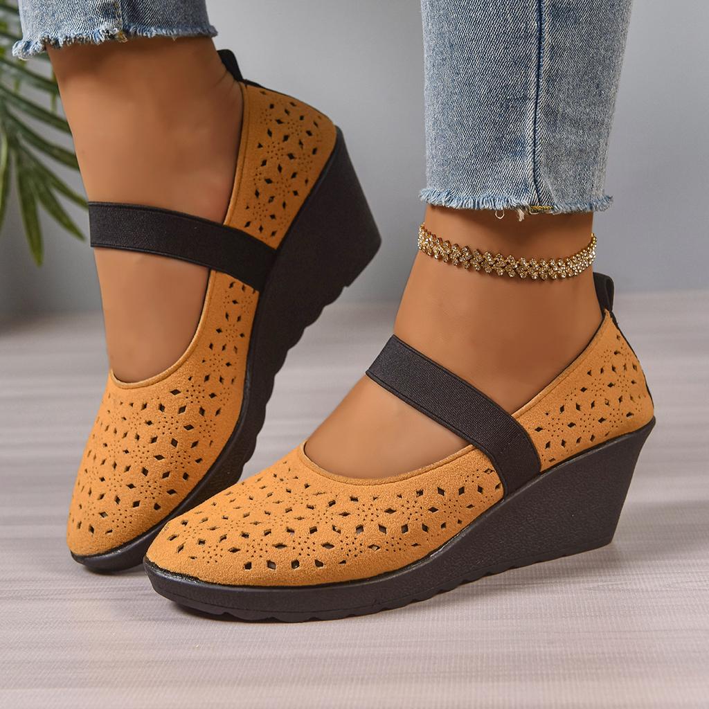 Fashion Hollow Out Breathable Single Shoes Summer New Slip On Round Toe Shallow PU Leather Soft Sole Mid Heel Pumps Zapatos De Mujer