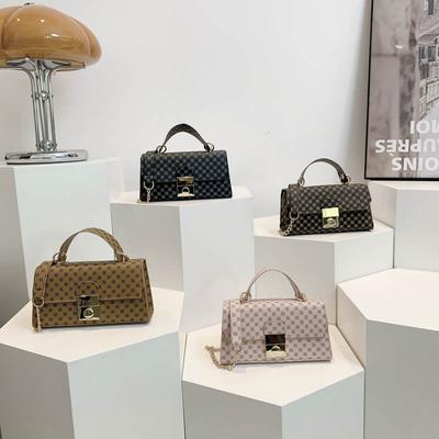 Boucle à fermoir imprimée Nouveau Rétro Nouveau Simple et Tendance Chaîne Décontractée Porté Main Épaule en Bandoulière Petit Sac Carré pour Femmes