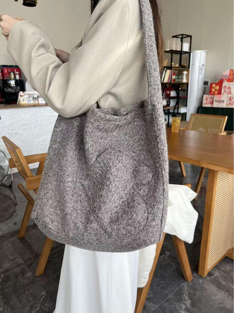 2025 Cross-border Lazy Style Wool Tote: Autumn/Winter Mother-and-Child Shoulder Bucket Bag