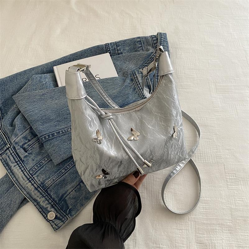 

Проста модна жіноча сумка великої місткості, літній 2024 рік, новий рюкзак для приміських поїздок із подвійним плечем і одним плечем через плече. срібний